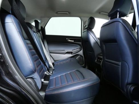 Certified 2024 Ford Edge SEL w/ Sport Appearance Package AWD/4WD image 10