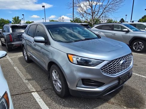 Used 2024 Ford Edge SEL w/ Class II Trailer Tow Package AWD/4WD image 18