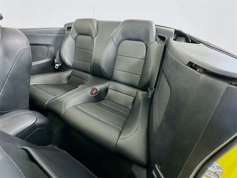 Used 2017 Ford Mustang GT Premium image 28