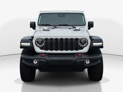 Used 2025 Jeep Wrangler Unlimited Rubicon AWD/4WD image 10
