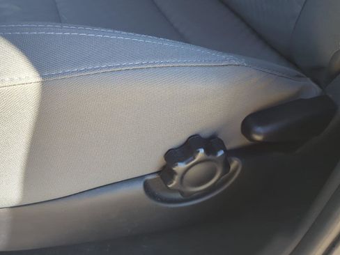 Used 2023 Toyota Tacoma SR image 12