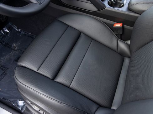 New 2025 Porsche Cayenne E-Hybrid image 28