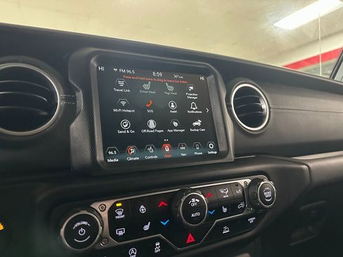 Certified 2023 Jeep Wrangler Sahara w/ Dual Top Group image 22