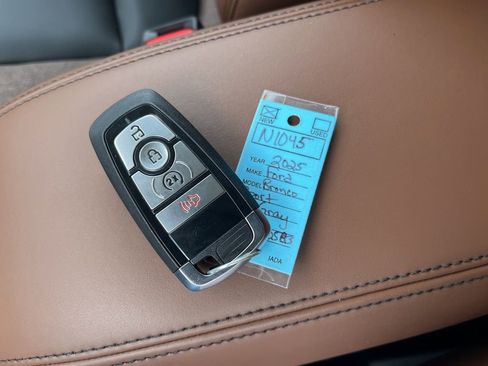 New 2025 Ford Bronco Sport Outer Banks w/ Sasquatch Outer Banks Package image 24