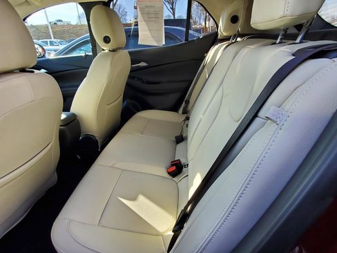Used 2025 Buick Encore GX Preferred image 5