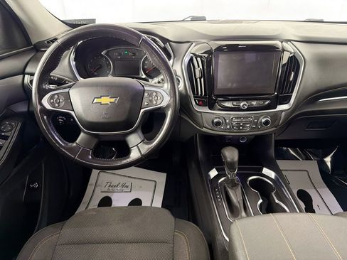 Used 2021 Chevrolet Traverse LT AWD/4WD image 21