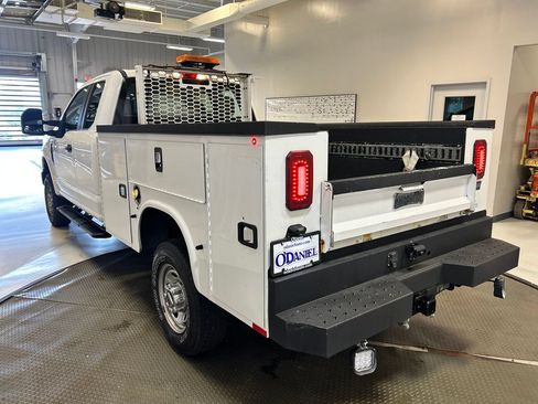 Used 2021 Ford F350 XL w/ Power Equipment Group AWD/4WD image 25