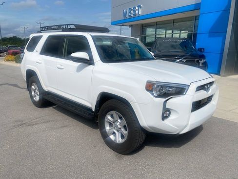 Used 2023 Toyota 4Runner SR5 AWD/4WD image 1
