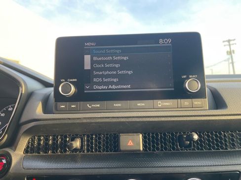 Used 2024 Honda CR-V EX image 11