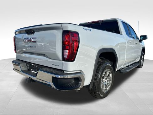 New 2025 GMC Sierra 1500 SLE w/ Preferred Package image 12