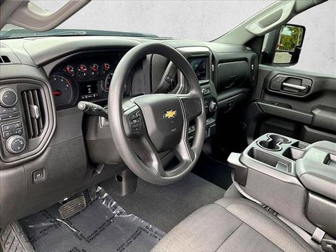Used 2024 Chevrolet Silverado 2500 Custom w/ Custom Value Package image 14