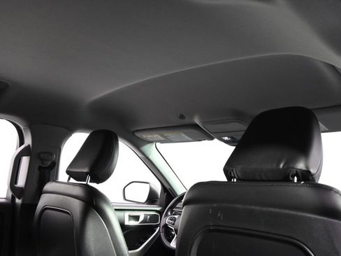 Used 2020 Ford Explorer XLT w/ Equipment Group 202A image 17