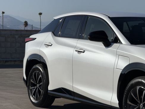 New 2026 Lexus RZ 350e 2WD image 5