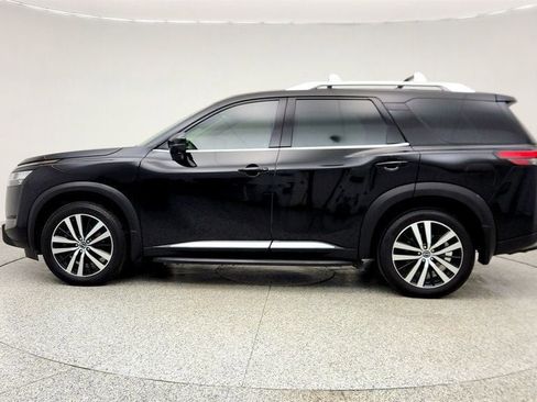 Used 2023 Nissan Pathfinder Platinum w/ Lighting Package (N93) image 8
