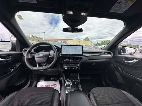 Used 2024 Ford Escape ST-Line w/ Tech Pack #1 AWD/4WD image 13