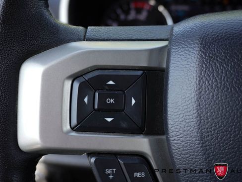 Used 2019 Ford F250 Lariat w/ Lariat Ultimate Package AWD/4WD image 36