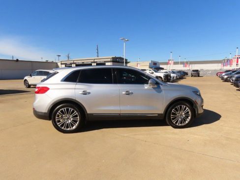 Used 2018 Lincoln MKX Reserve image 8