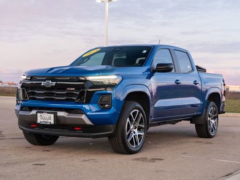 Used 2023 Chevrolet Colorado Z71 w/ Advanced Trailering Package image 3