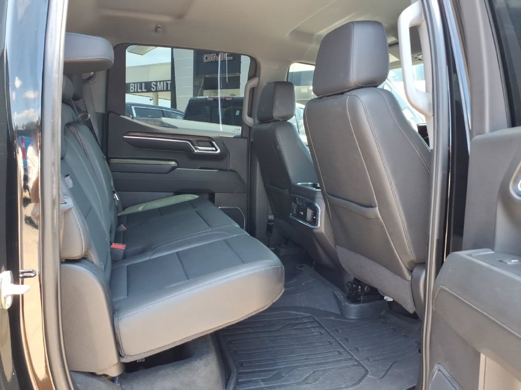 Used 2024 GMC Sierra 1500 SLT w/ SLT Convenience Package AWD/4WD image 13