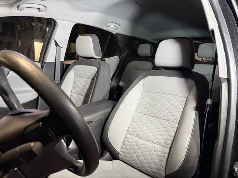 Used 2019 Chevrolet Equinox LT AWD/4WD image 11