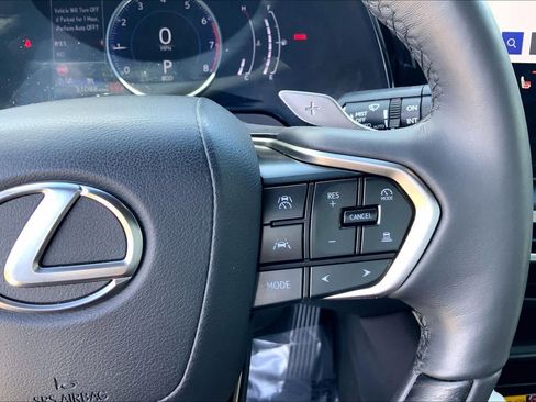 Used 2024 Lexus RX 350 Premium w/ Cold Area Package AWD/4WD image 25