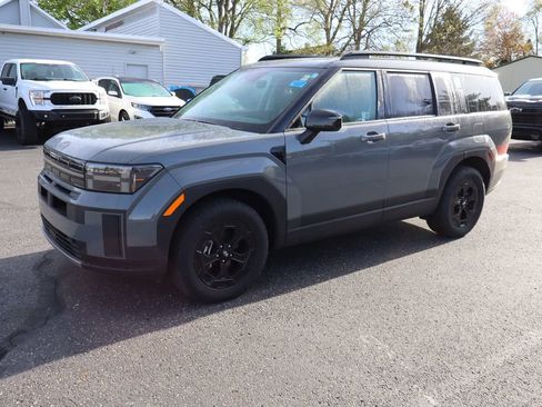 Used 2024 Hyundai Santa Fe XRT AWD/4WD image 2