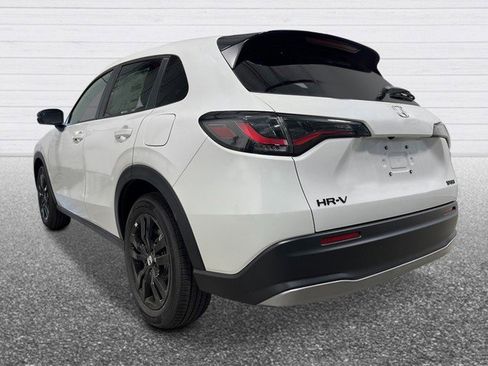 New 2026 Honda HR-V Sport image 4