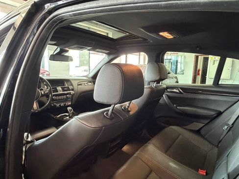 Used 2018 BMW X4 M40i AWD/4WD image 30