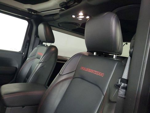 Used 2022 Jeep Wrangler Rubicon w/ LED Lighting Group AWD/4WD image 18