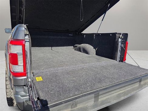 Used 2022 Ford F150 Lariat w/ Equipment Group 502A High image 8