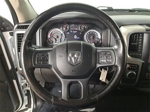 Used 2019 RAM 1500 Big Horn image 26