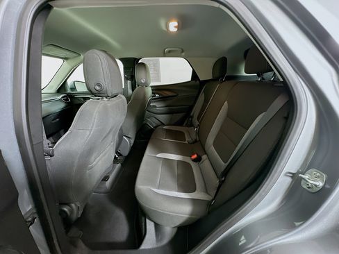 Used 2025 Chevrolet TrailBlazer LT FWD image 25