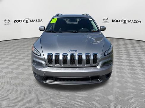 Used 2014 Jeep Cherokee Latitude w/ Cold Weather Group AWD/4WD image 2