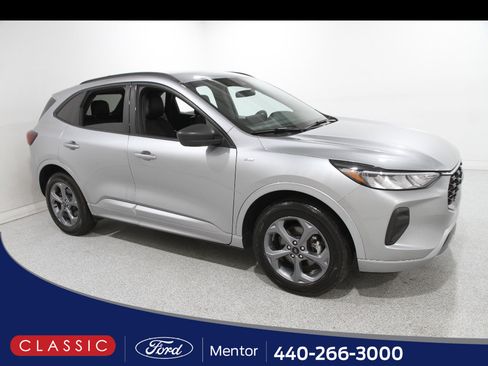 Certified 2023 Ford Escape ST-Line w/ Tech Pack #1 AWD/4WD image 1