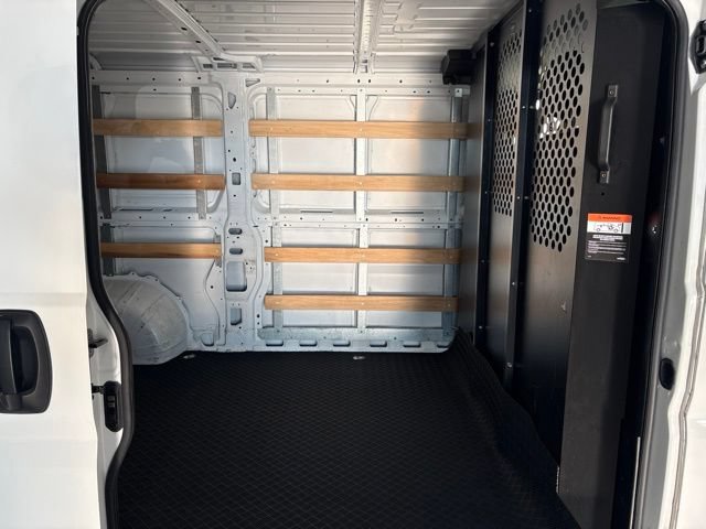 Used 2025 RAM ProMaster 2500 w/ U-Haul Equipment Group FWD image 27
