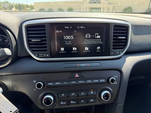 Used 2021 Kia Sportage LX AWD/4WD image 22