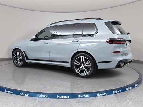 Used 2024 BMW X7 xDrive40i w/ M Sport Package AWD/4WD image 7