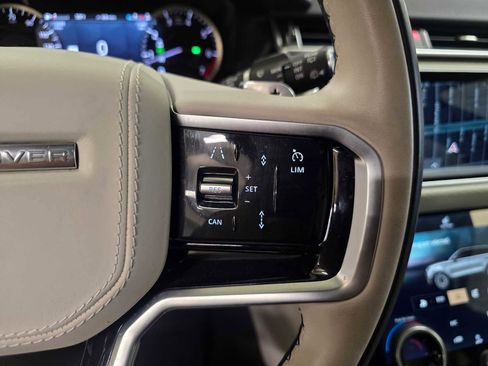Certified 2023 Land Rover Range Rover Velar R-Dynamic S image 38
