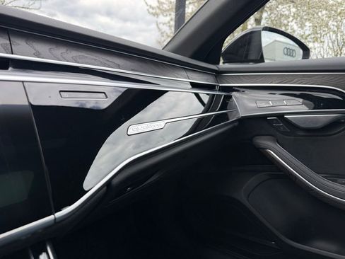 Used 2022 Audi A8 L 3.0T AWD/4WD image 39