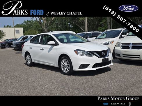 Used 2019 Nissan Sentra SV FWD image 1