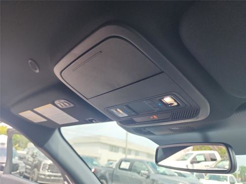 New 2025 Ford Explorer ST-Line w/ Premium Package image 32