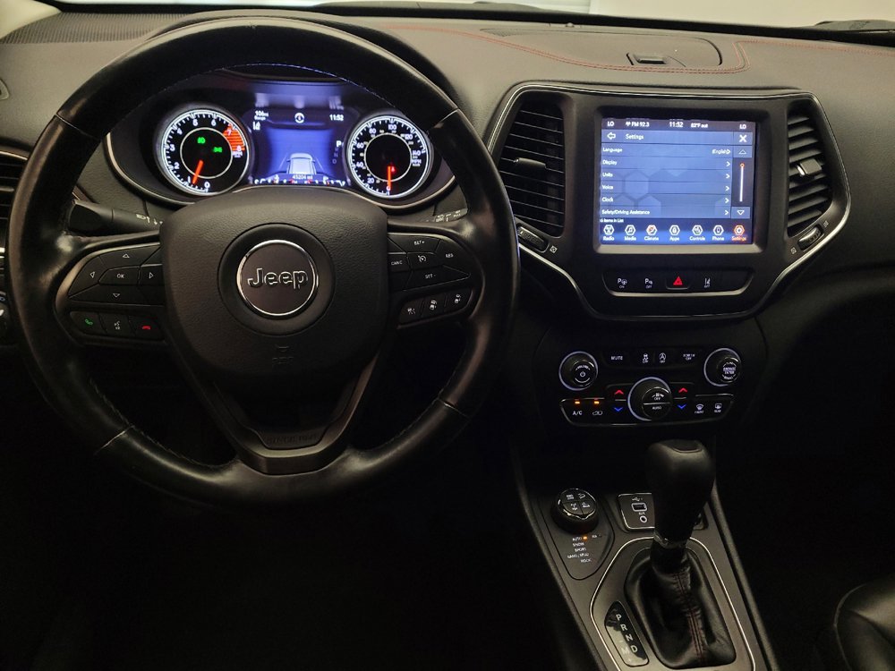 Used 2021 Jeep Cherokee Trailhawk w/ Technology Group AWD/4WD image 22