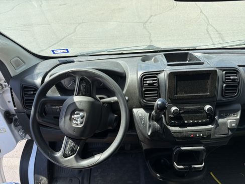 Used 2022 RAM ProMaster 2500 w/ Interior LED Lighting Group FWD image 5
