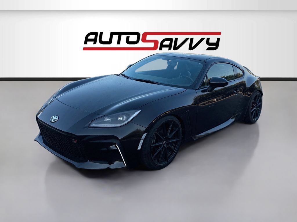 Used 2025 Toyota GR86 Premium w/ ALL Weather Mat Package (TMS) RWD image 3