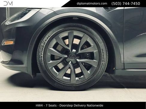 Used 2024 Tesla Model X AWD/4WD image 40