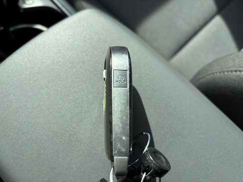 Used 2025 Kia K4 FWD image 23