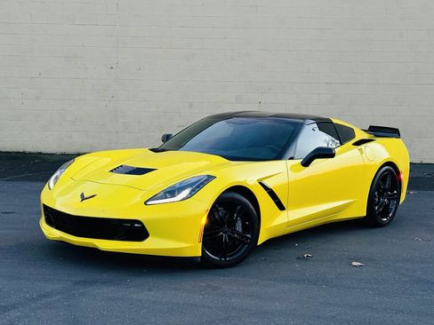 Used 2016 Chevrolet Corvette Stingray Coupe image 4