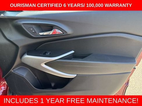 Used 2024 Chevrolet Trax RS FWD image 9