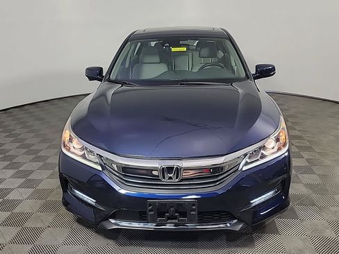 Used 2017 Honda Accord EX-L image 14