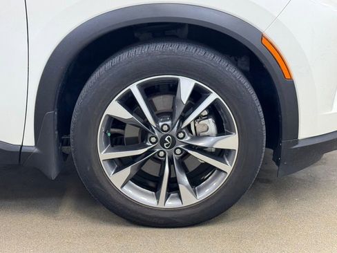 Used 2025 INFINITI QX60 Luxe AWD/4WD image 4